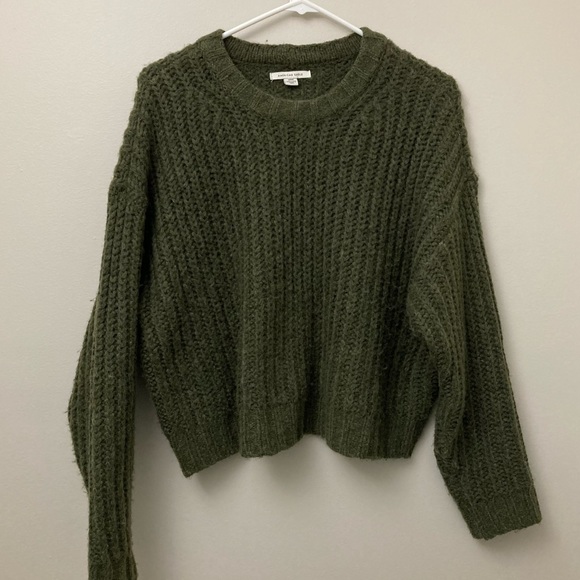 American Eagle Outfitters Sweaters - american eagle chunky knit sweater